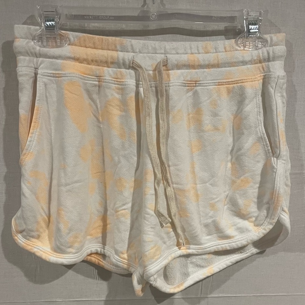 Sundry shorts size 2. White and orange athletic shorts
